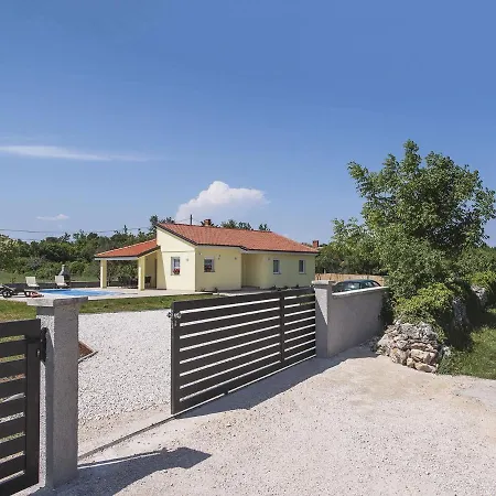 Villa Modern With Pool And Parasol In *