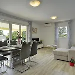 In With Pool And Adriatic Views Villa